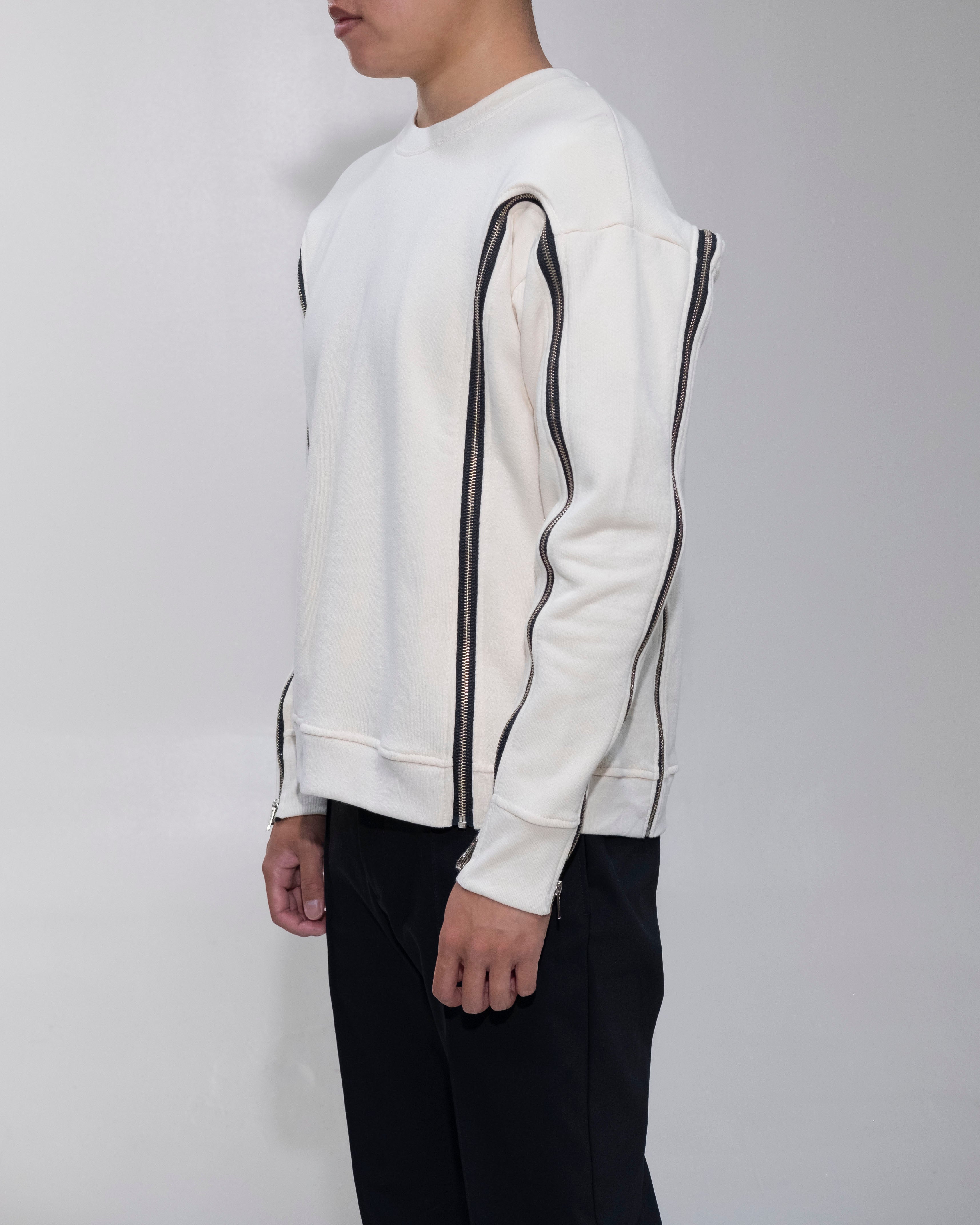 Parallel Zip Sweatshirt in Natural