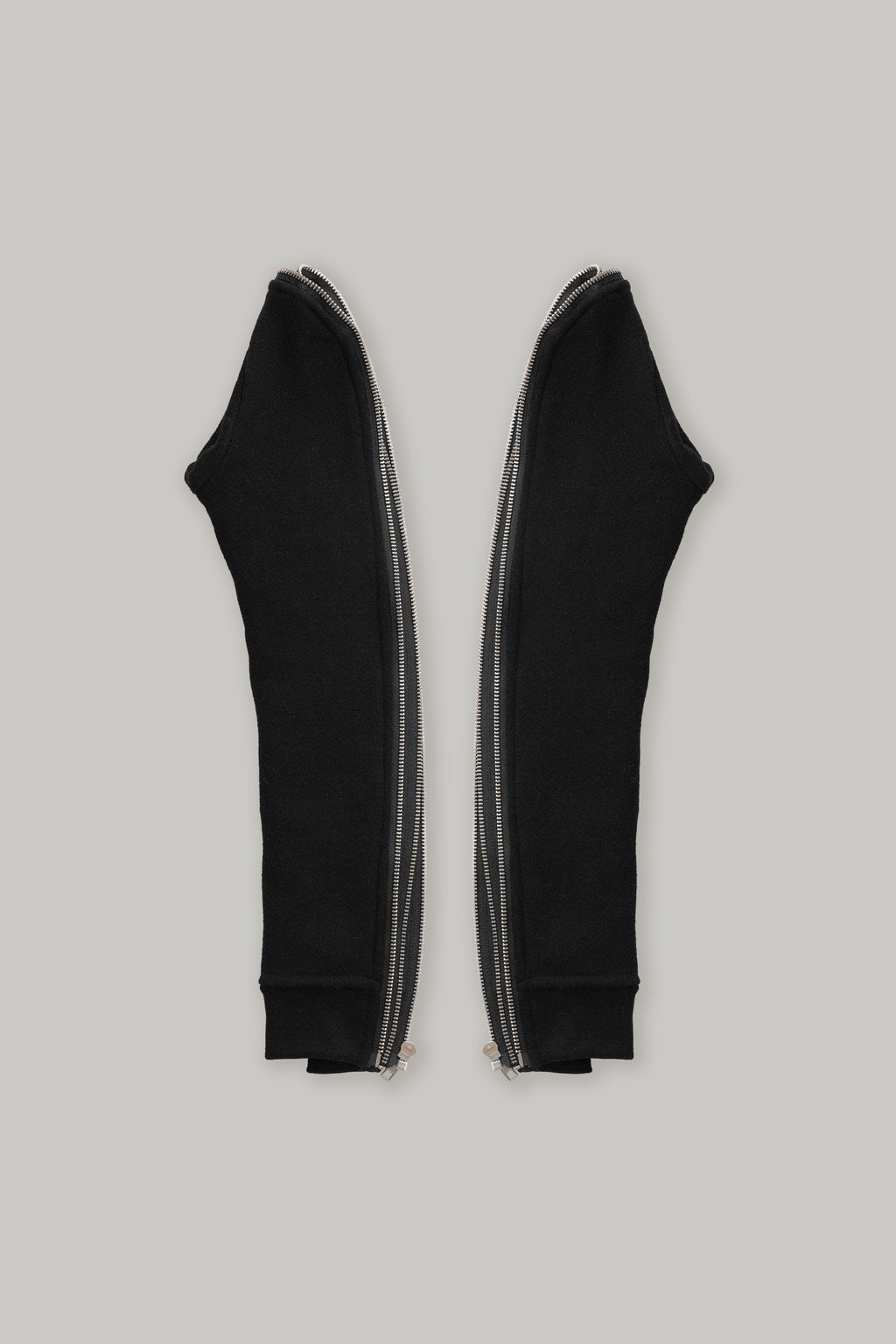 Parallel Side Panels in Black